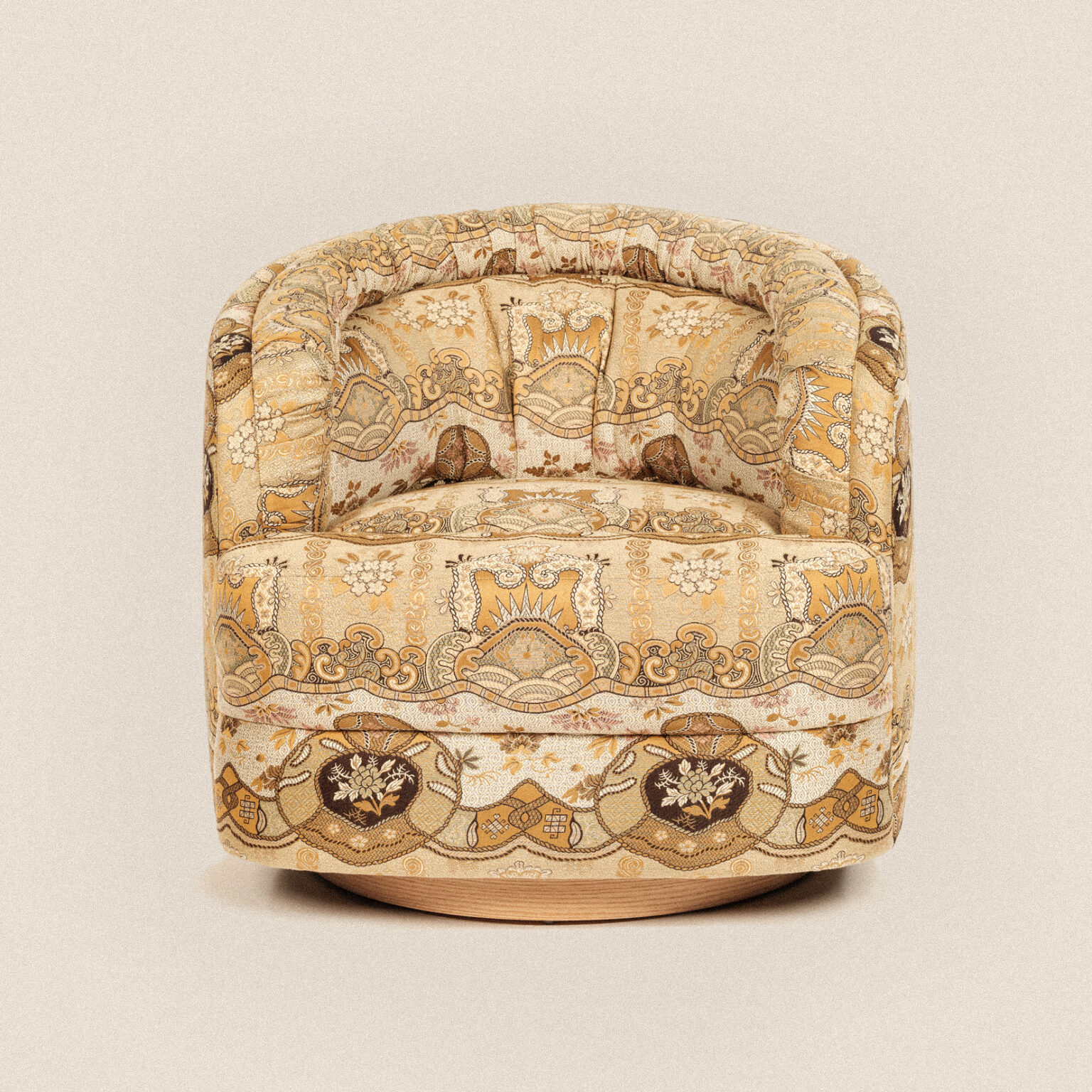 01. Fauteuil Colosseo Amore copie